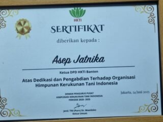 Inovasi Pertanian Banten: Asep Jatnika Terima Penghargaan dari Moeldoko
