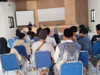 Ketua Yayasan Ananda Nurizqi Pertiwi Terus Dorong Semangat Belajar Program PAKADES, Meski Desa Suka Harja Belum Anggarkan 2025