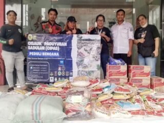 Warga Cisauk Salurkan Bantuan Kemanusiaan untuk Korban Bencana di Sumatera