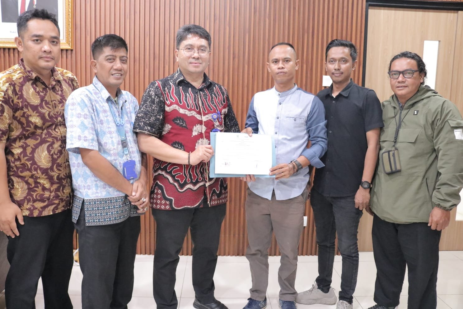 Perumda Tirta Benteng Perkuat Sinergi dengan Insan Pers, Teken Nota Kesepahaman Bersama FKWT