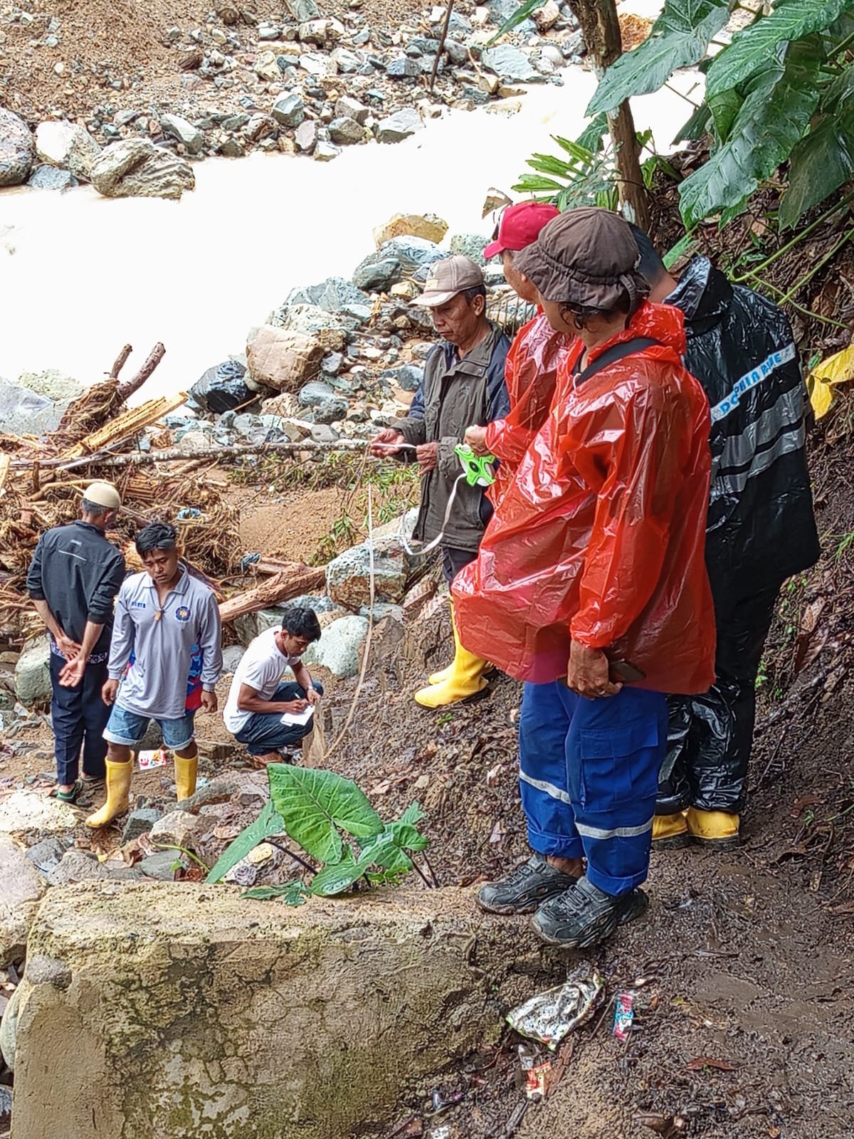 Lintas Relawan Kota Tangerang Buka Jalur Distribusi Bantuan Yang Terputus