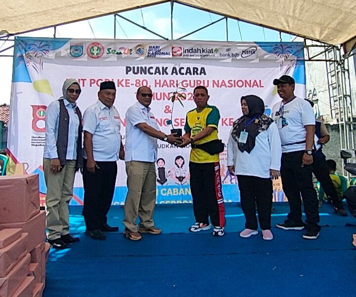 DPW GAN Banten Serahkan 200 Bibit Pohon untuk Penghijauan di Kecamatan Serpong Utara