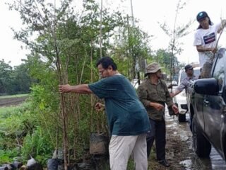 Sambut HUT Kota Tangerang Ke-33, Banksasuci Tanam 3.300 Pohon
