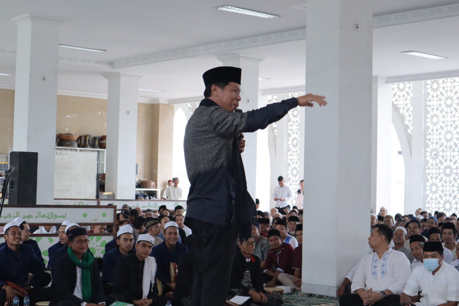 Penuh Makna dan Tawa, Ustadz Kiwil Warnai Peringatan Isra Mikraj di Lapas Kelas I Tangerang