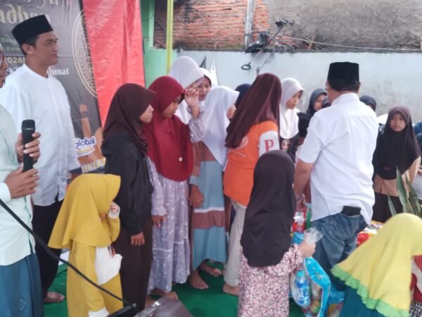 Pimred Posbanten Galang Adakan Bukber Santuni Anak Yatim Piatu