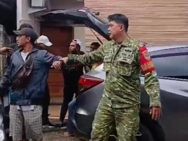 Babinsa Pondok Jagung Timur Tangkap Terduga Penggelapan Mobil