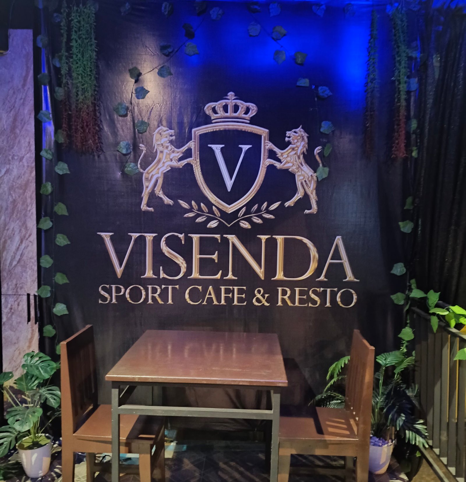 VISENDA: Resto, Karaoke, Bar & Louge di BSD City