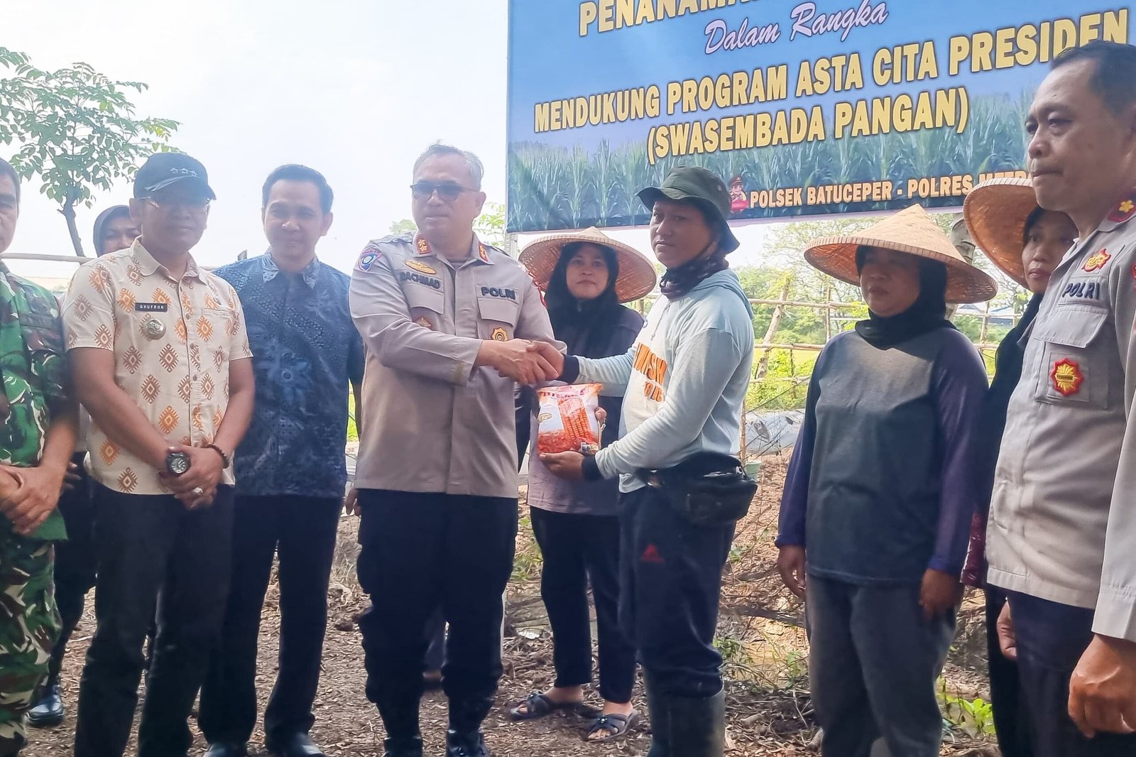 Polres Metro Tangerang Kota Dukung Swasembada Pangan, Lahan Tidur Disulap Jadi Kebun Jagung Pipil