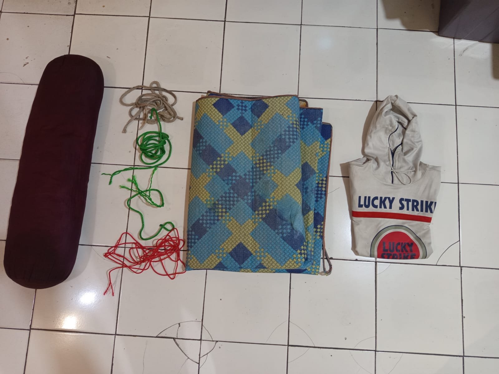 Tagih Utang dengan Cara Brutal, Pelaku Sekap Korban dan Ancam Penggal Kepala di Cibodas Tagih Utang dengan Cara Brutal, Pelaku Sekap Korban dan Ancam Penggal Kepala di Cibodas