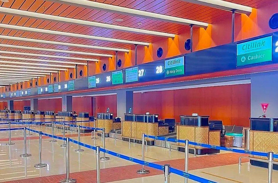 Bandara Soetta Ditutup Sementara Imbas Abu Vulkanik Anak Krakatau, Puluhan Penerbangan Terdampak Bandara Soetta Ditutup Sementara Imbas Abu Vulkanik Anak Krakatau, Puluhan Penerbangan Terdampak