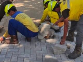 Akses Pedestrian Jadi Prioritas, Trotoar Jalan Bouraq-Lio Baru Kota Tangerang Diperbaiki