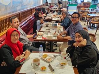 Rayakan Anniversary Pernikahan ke-12, Suhartanto dan Miranti Gladyola Maleva Pererat Silaturahmi Keluarga